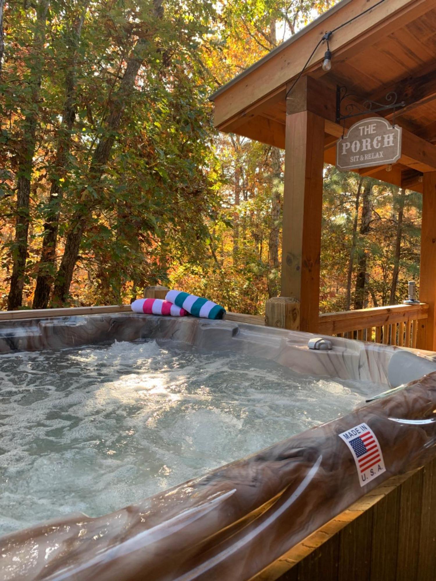 Hot-Tub 6 Seater, Fire-Pit, Master King Bed, Wineries, Pickleball, Resort Amenities 埃利杰 外观 照片